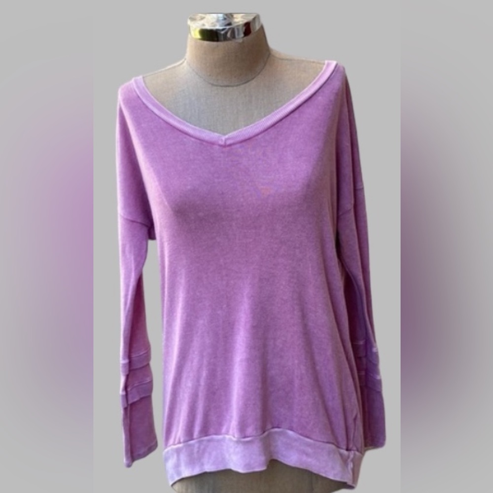 Able from Nordstroms V-neck soft cozy oversized stretchy sweatshirt like top